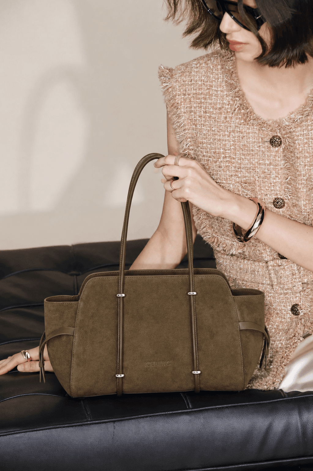 Suede Leather Bag – Sophisticated & Timeless